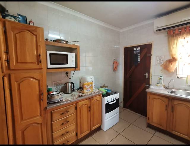 3 BEDROOM HOUSE FOR SALE IN KARLIENPARK